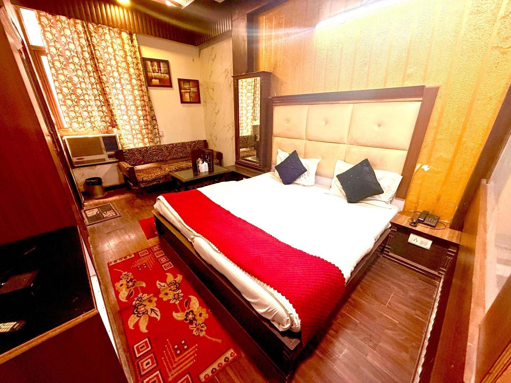Shiva Intercontinental -new Delhi Railway Station Hotel New Delhi